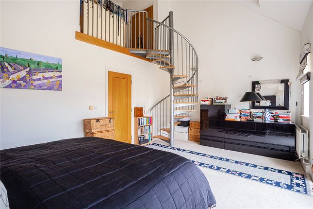 Terraced house for sale in William Lucy Way, Oxford, Oxfordshire
