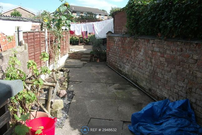 Bent Lane, Leyland photo 4