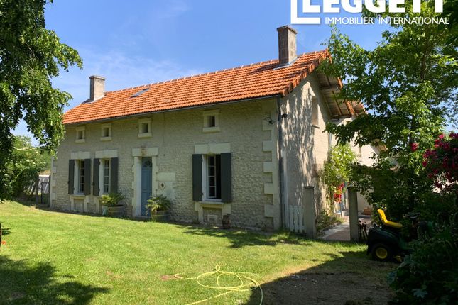 Thumbnail Villa for sale in Condéon, Charente, Nouvelle-Aquitaine