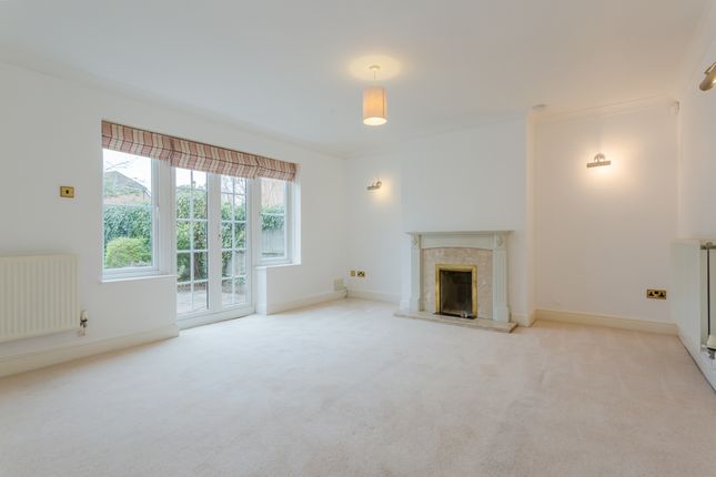 Waine Close, Buckingham photo 3