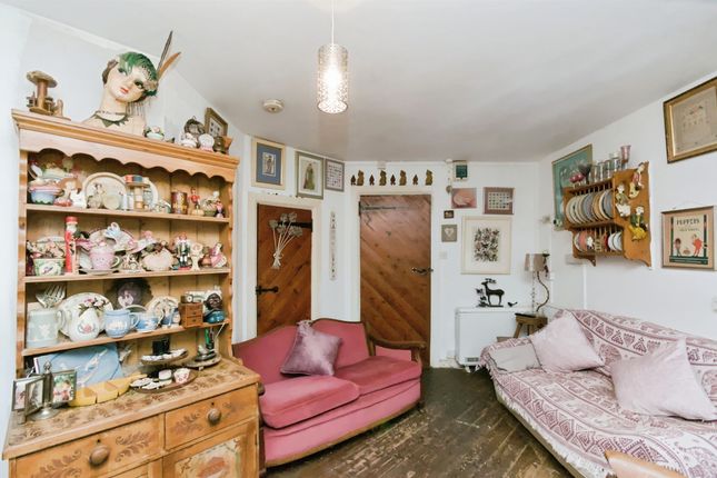 3, Andros Close, Lewes photo 4