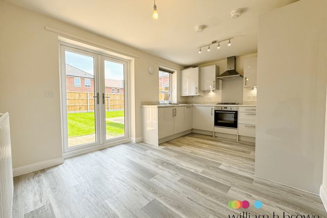 21, Keyberde Close, Norwich photo 3