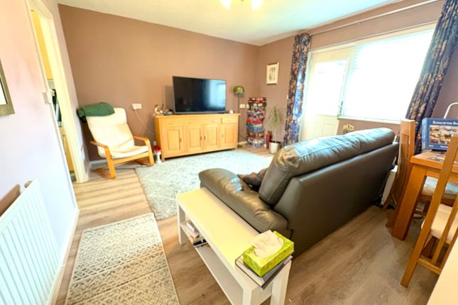 2, Gladstone Mews, LEICESTER photo 2