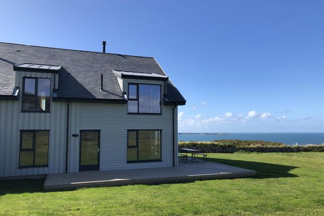 Thumbnail Cottage for sale in Pistyll, Pwllheli