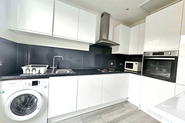 Room 2, 94A, High Street, Beckenham photo 4
