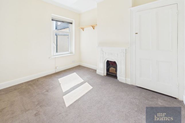 First Floor, 80, Station Road, Cardiff photo 3