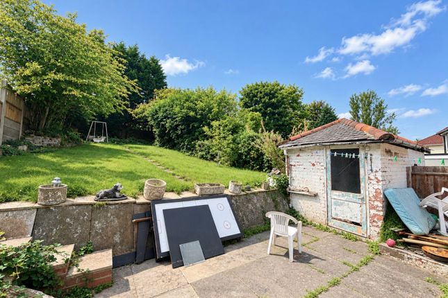 4, Kossuth Road, Bilston photo 2
