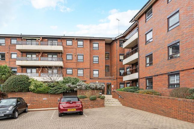 Thumbnail Flat for sale in Heathside Apartments (Over 55's), Golders Hill, Finchley Road NW11,
