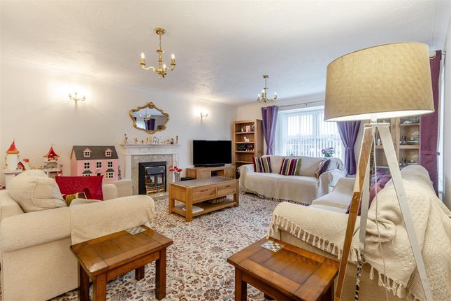 5, Abbeydale Drive, Mansfield photo 2