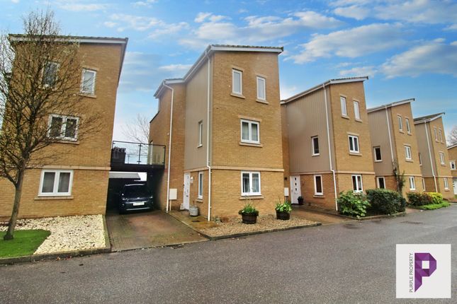 Thumbnail Town house for sale in Ward View, Chatham