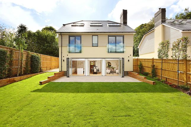 Thumbnail Detached house for sale in Kennel Lane, Fetcham