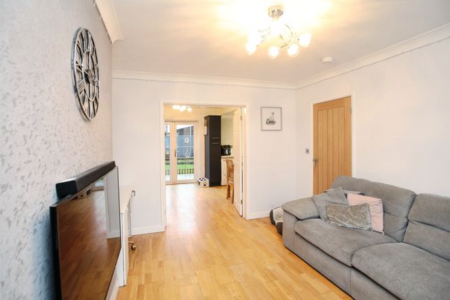 The Laurels, Francis Street, PORTH photo 3