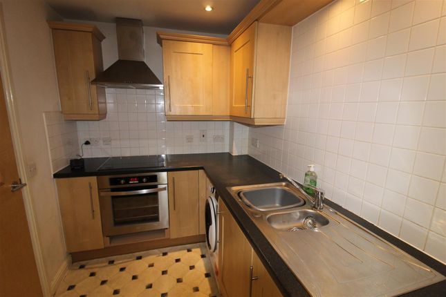 35 Abernethy Court, Chorley New Road, Bolton photo 2