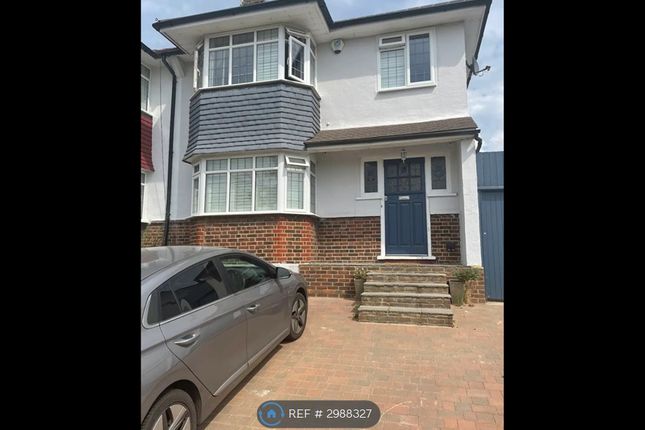 Crescent Way, London photo 2
