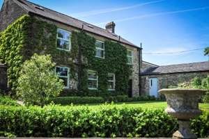 Thumbnail Hotel/guest house for sale in Leyburn, England, United Kingdom