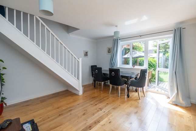 3, Wildcroft Drive, Dorking photo 2