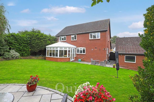 21, Horseshoe Close, Billericay photo 2