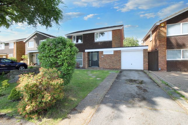 Thumbnail Detached house for sale in The Findings, Farnborough