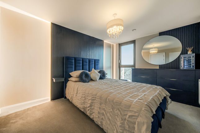 Flat Twenty Eight, Aragon House, Ebbsfleet Valley photo 4