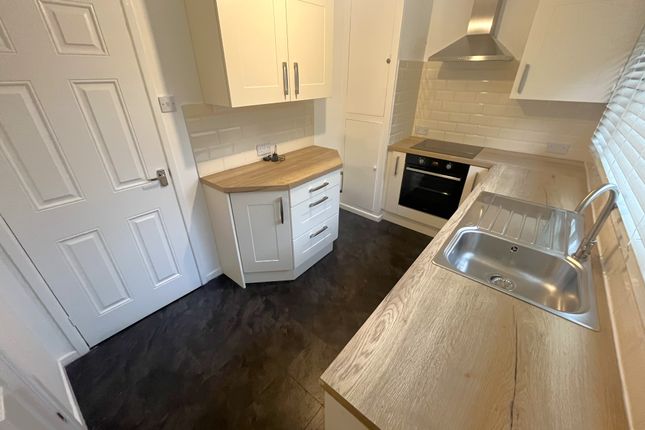 Flat to rent in Lapwing Lane, Manchester