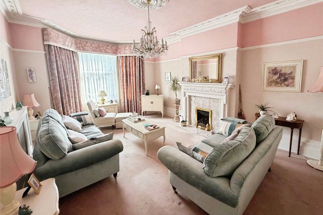 131, Thorne Road, South Yorkshire photo 2