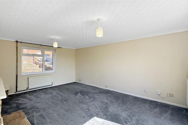 44, Elizabeth Road, Blandford Forum photo 4