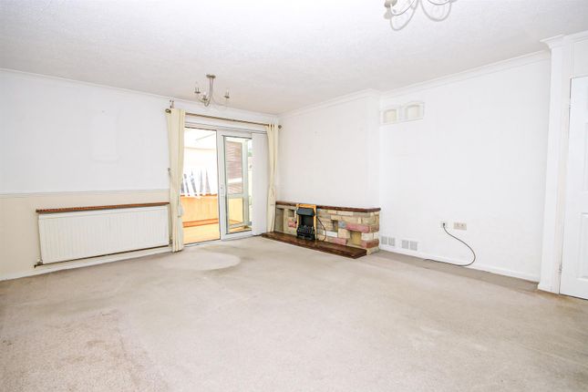 2, Norman Drive, Norwich photo 2