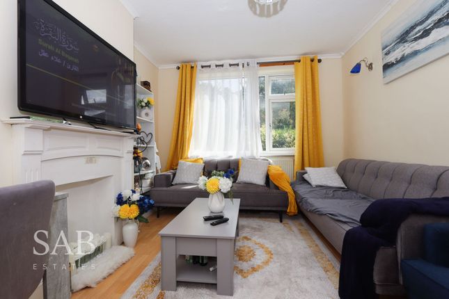 51 Oldfield Lane South, Greenford photo 2