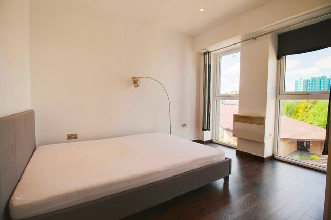 Flat 39, Park Crescent, Luton photo 5