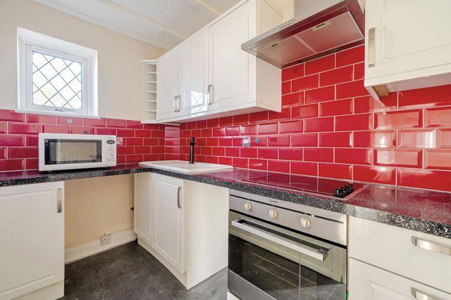 6 Sussex Court Manor Way, Bognor Regis photo 4