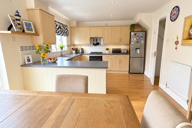 77, Madeira Way, Eastbourne photo 3