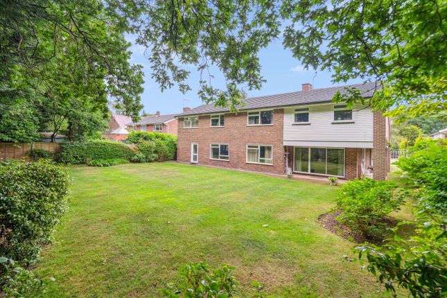 53, Howards Thicket, Buckinghamshire photo 2