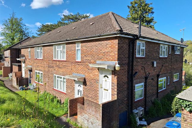 Thumbnail Flat for sale in Valley Road, Kenley