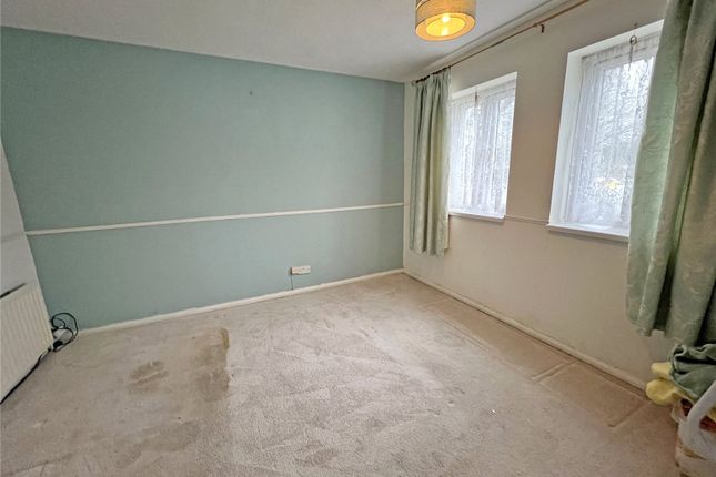 8, Briggs Way, Telford photo 4