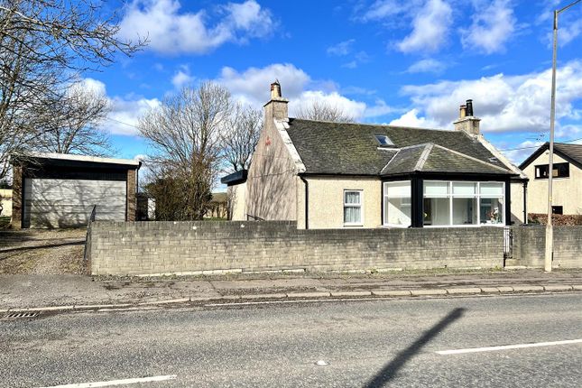 Thumbnail Detached house for sale in Darvel Road, Strathaven