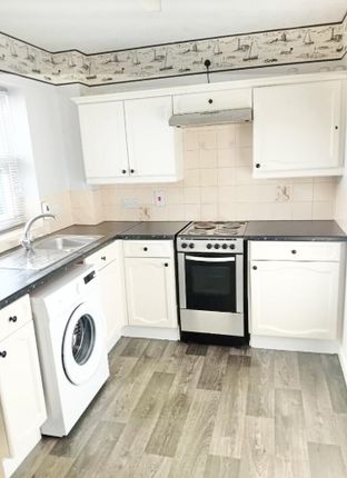 10, Winterburn Gardens, Leicester photo 4