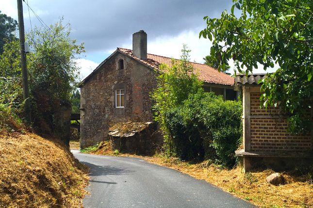 Country house for sale in Lugar De Gulfin, Vilarmaior, A Coruña, Galicia, Spain