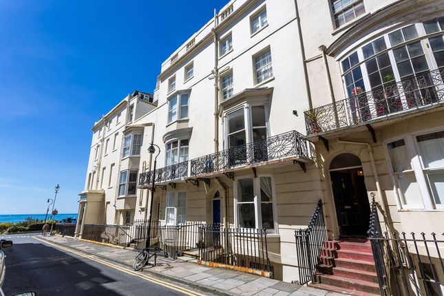 Thumbnail Flat for sale in Bloomsbury Place, Brighton