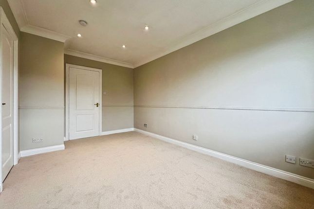 19, Low Haugh, Newcastle Upon Tyne photo 3