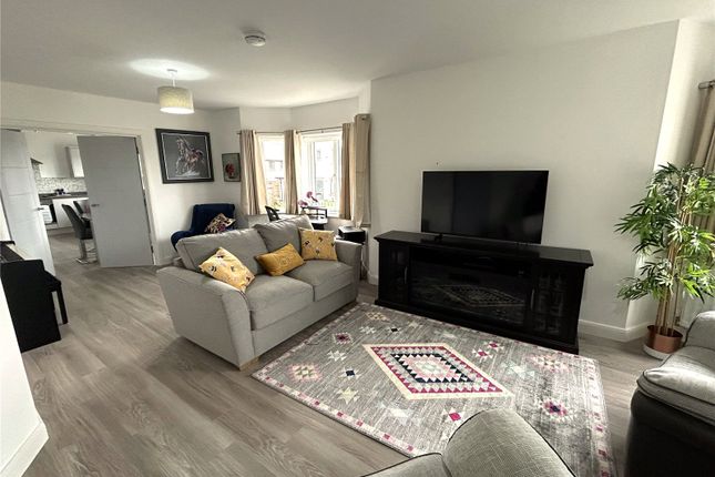 Flat 4, Court Rise,, Hoggan Park, Powys photo 3