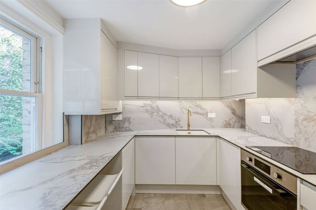 Flat 1, 111, Flood Street, London photo 4