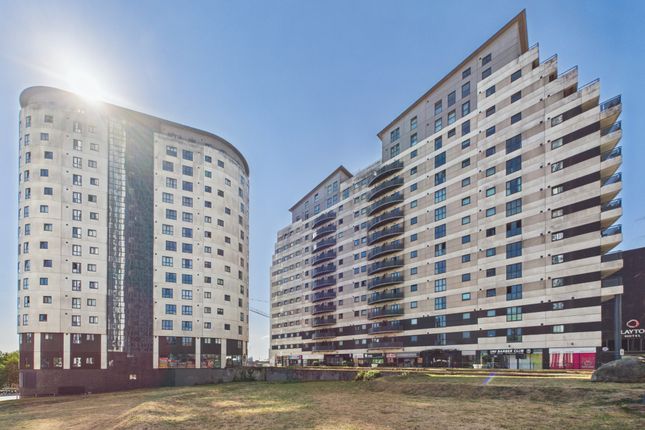 1-bed flat on 404, 2, Masshouse Plaza, Birmingham, £80,000