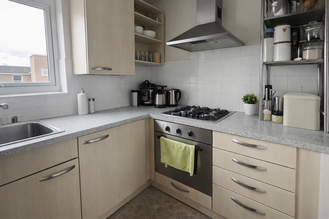 33 Calypso Crescent, Peckham photo 2