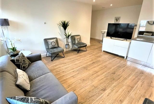 Thumbnail Flat to rent in High Street, Colchester