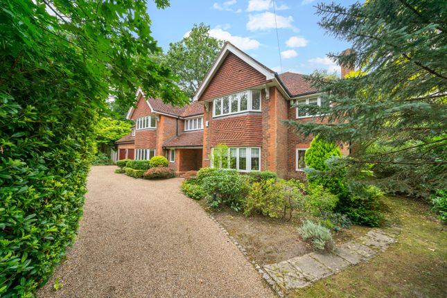 5-bed house on 18, Woodside Road, Surrey, £8,500/mo