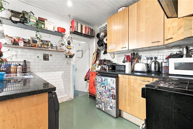 40L, Rowley Road, London photo 4