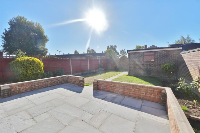 37, Wordsworth Road, Slough photo 4