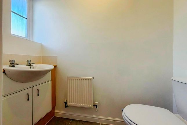 76 Llys Ael Y Bryn, Swansea photo 4