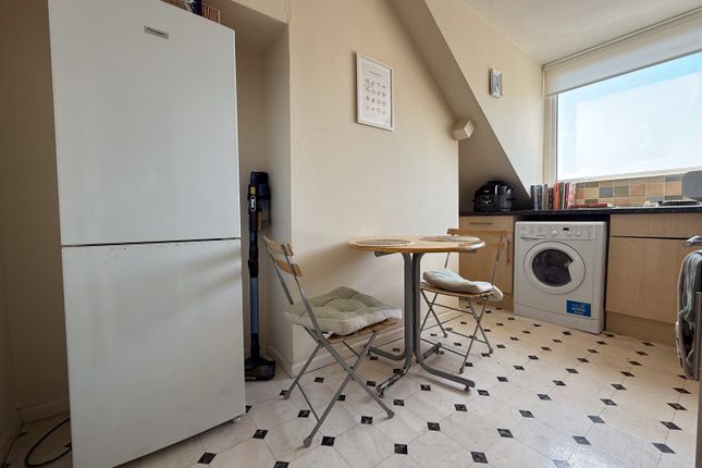 Call 02920 454555 To Secure Your Viewing_3