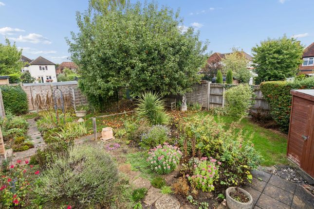 Tavistock Close, Maidenhead photo 3